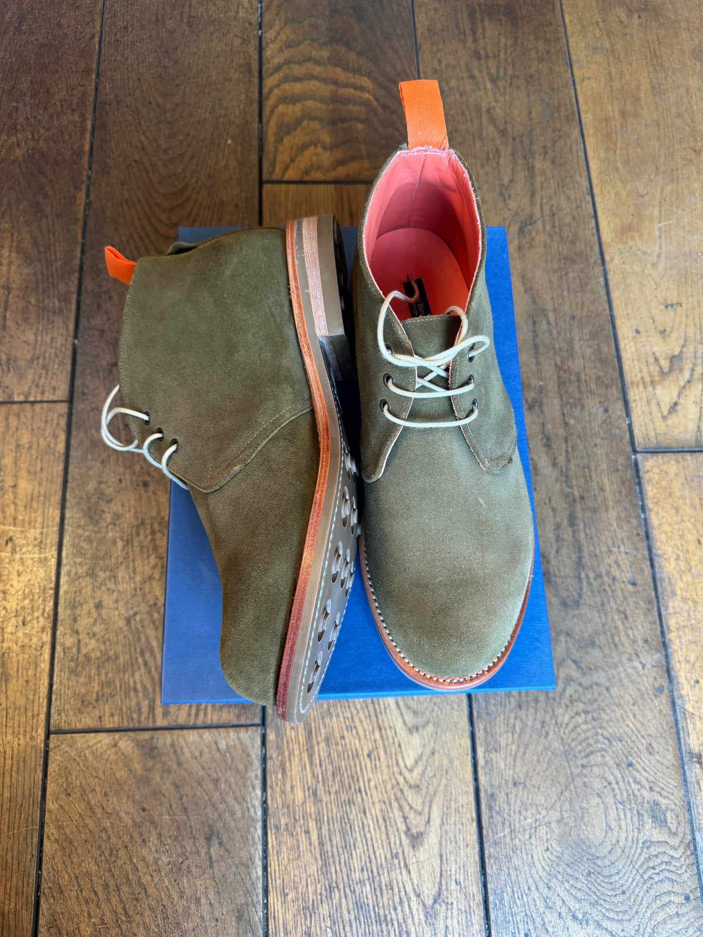 Edward Berrington Chukka boot - Moss Green Suede